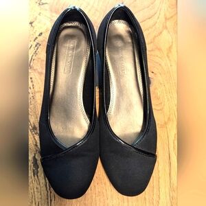 LAURA SCOTT Lena Black Slip on wedge heels women's size 9M